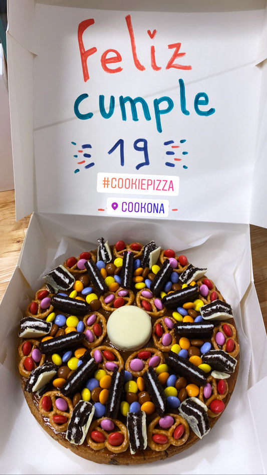 COOKONA’s New Specialty Cookie Pizza