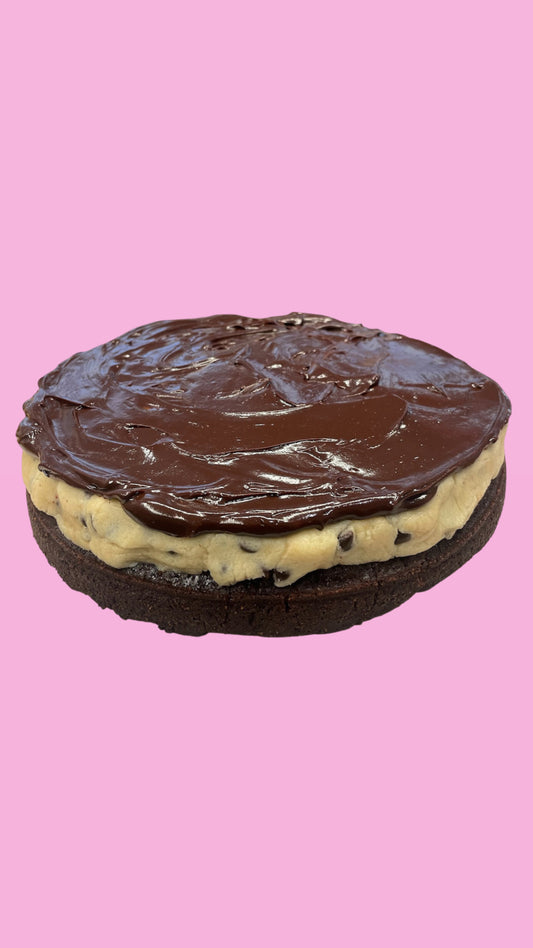 BROWNIE DOUGH CAKE